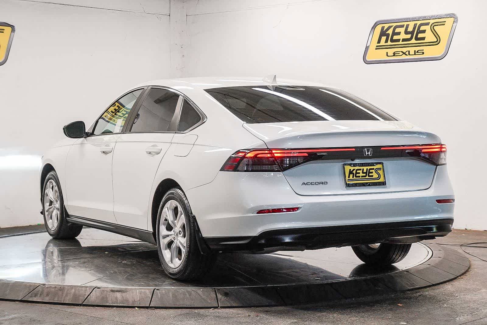 Used 2025 Honda Accord LX image 2