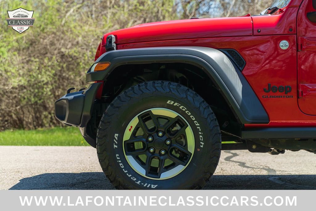 Used 2020 Jeep Gladiator Sport w/ Technology Group AWD/4WD image 14