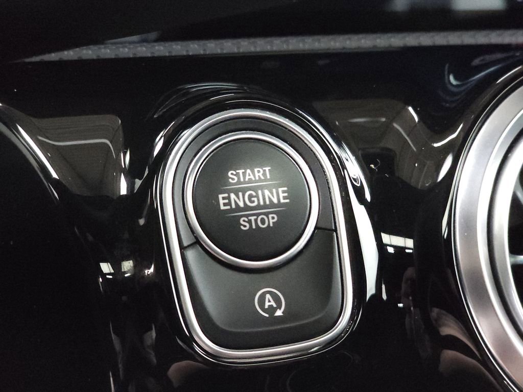 Certified 2022 Mercedes-Benz A 220 4MATIC image 16