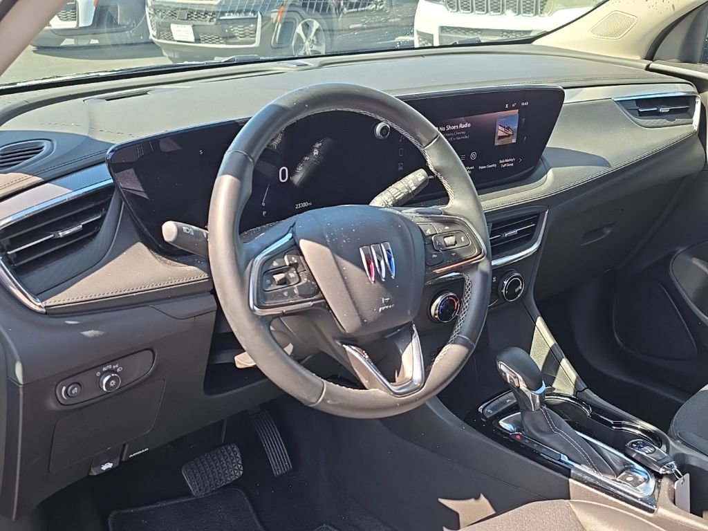 Used 2025 Buick Encore GX Preferred FWD image 11
