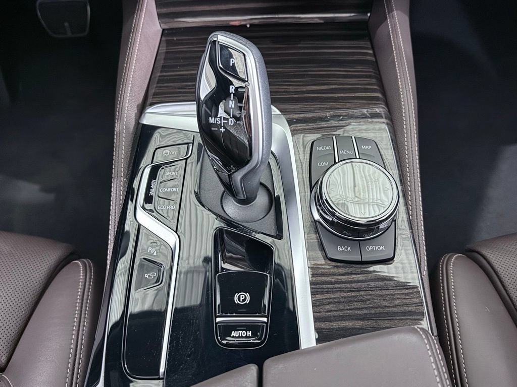Used 2022 BMW M550i xDrive w/ Dynamic Handling Package AWD/4WD image 37