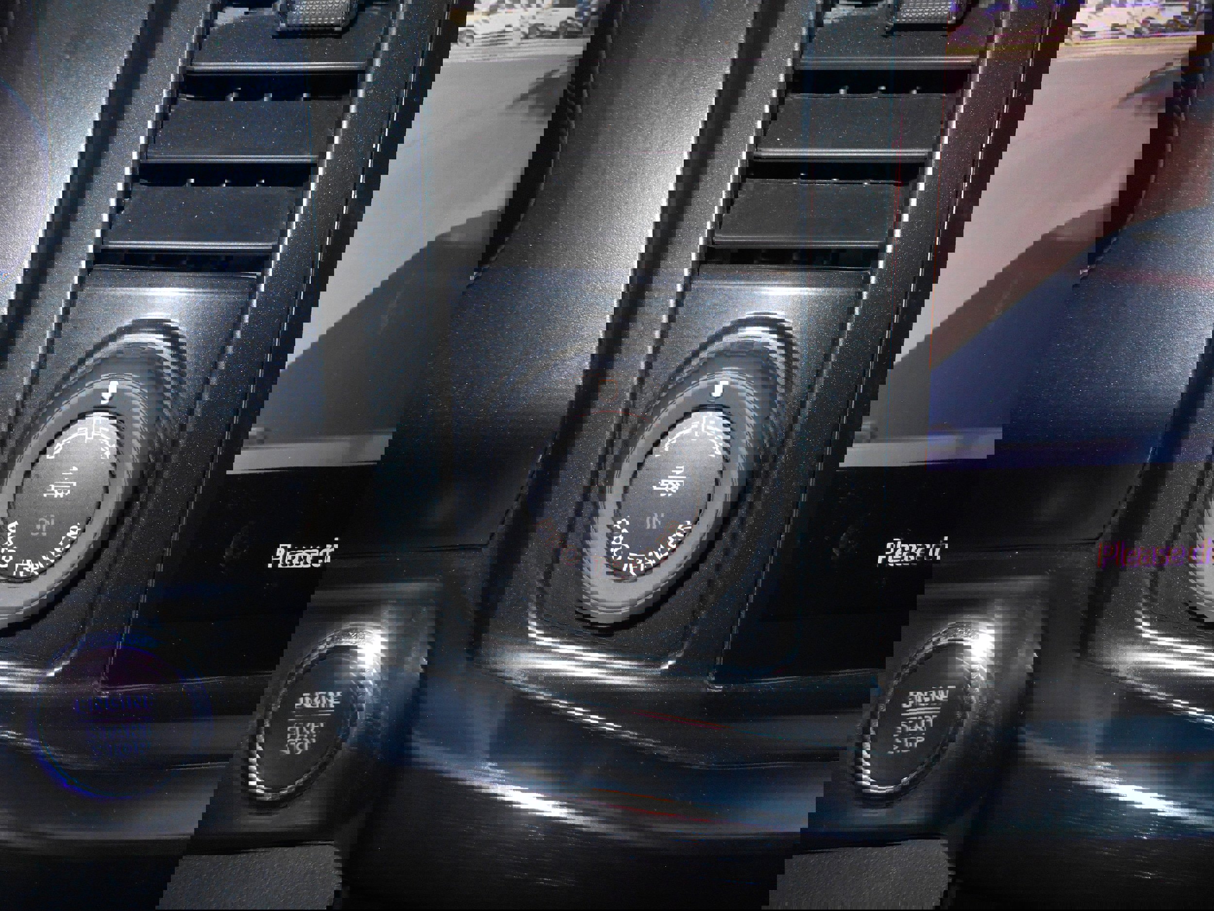 Used 2023 Ford F350 Lariat w/ Lariat Ultimate Package image 24