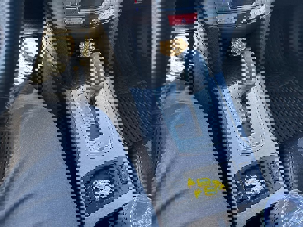 Used 2012 Subaru Outback 2.5i Limited image 19