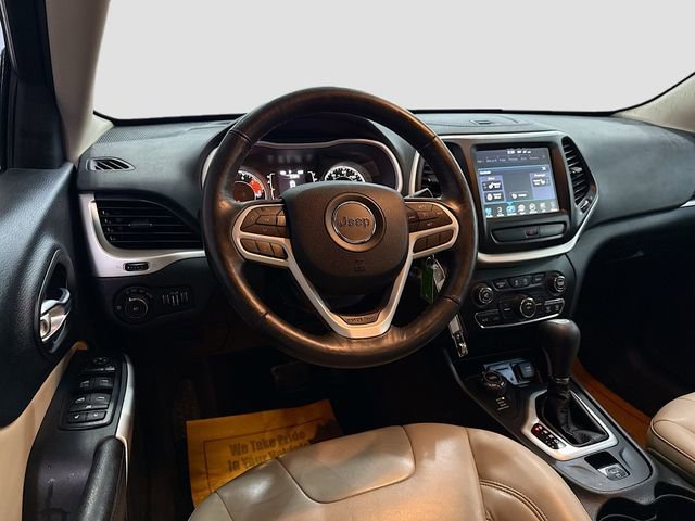 Used 2017 Jeep Cherokee Latitude w/ True North Edition AWD/4WD image 22