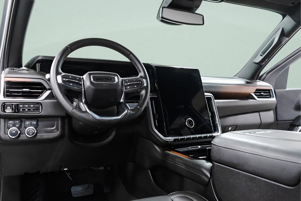 Used 2025 GMC Yukon Denali image 27