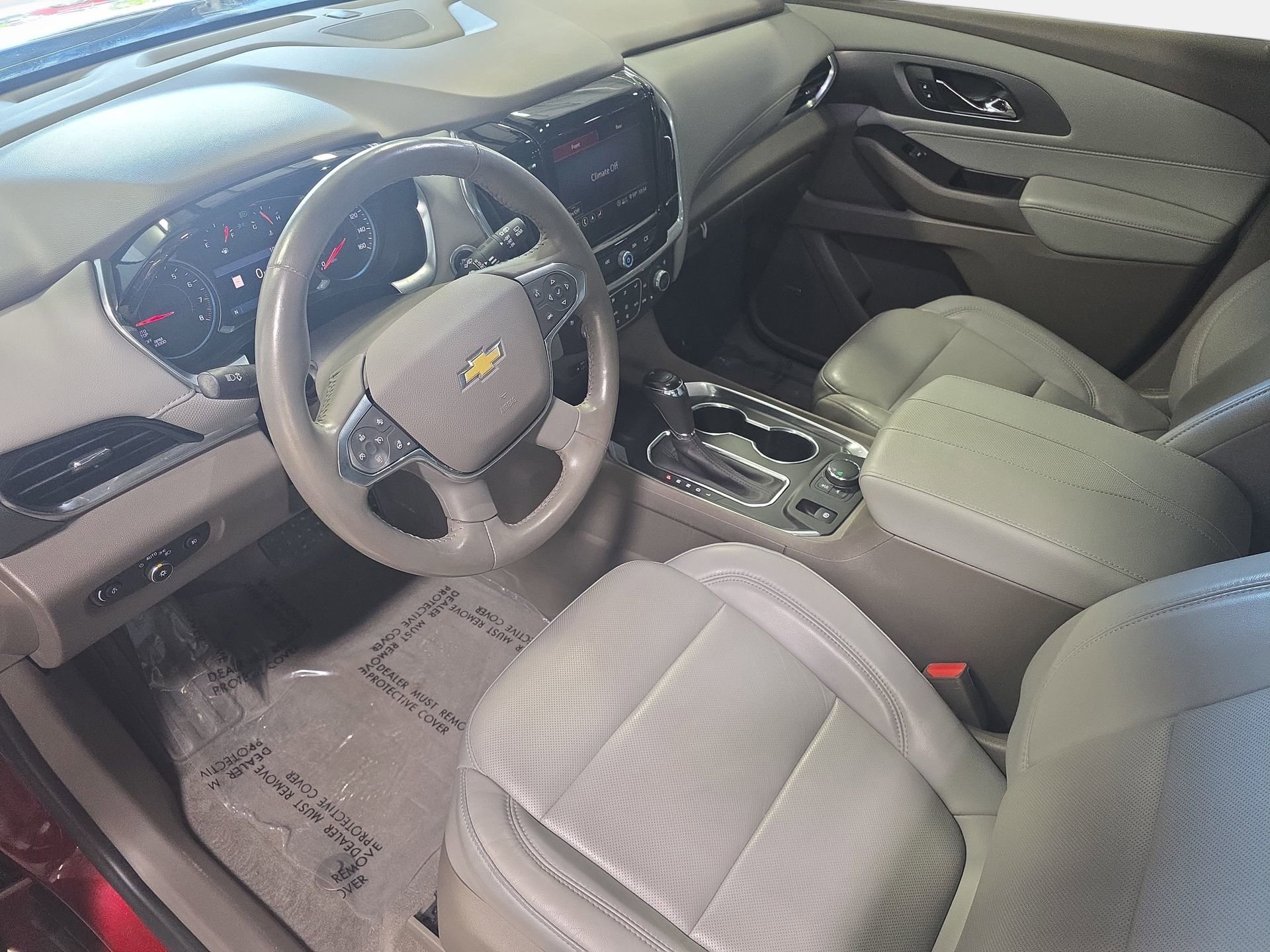 Used 2020 Chevrolet Traverse Premier FWD image 16