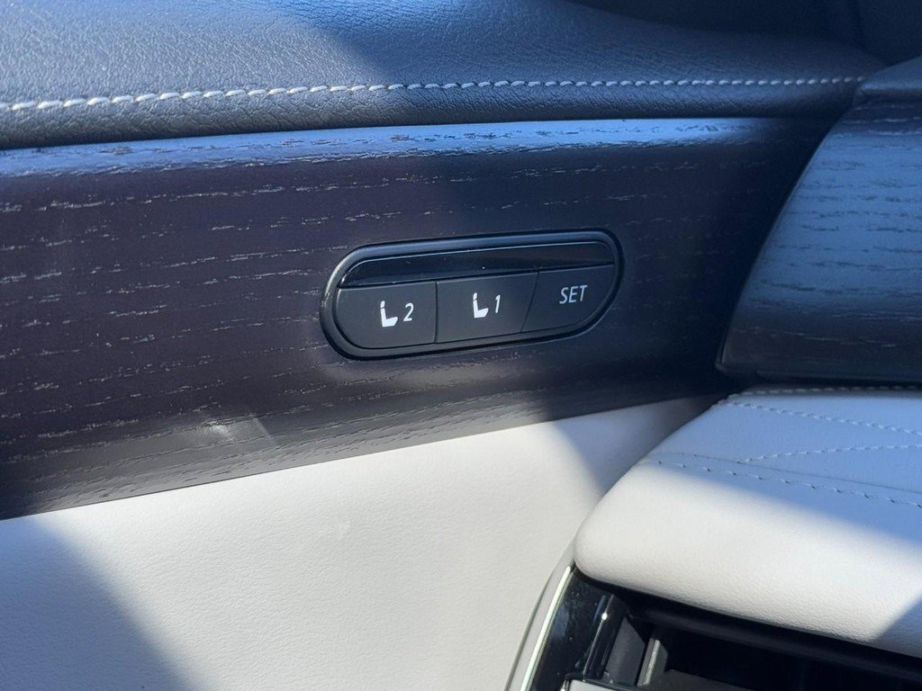 New 2026 INFINITI QX60 Autograph w/ Dark Cargo Package image 11