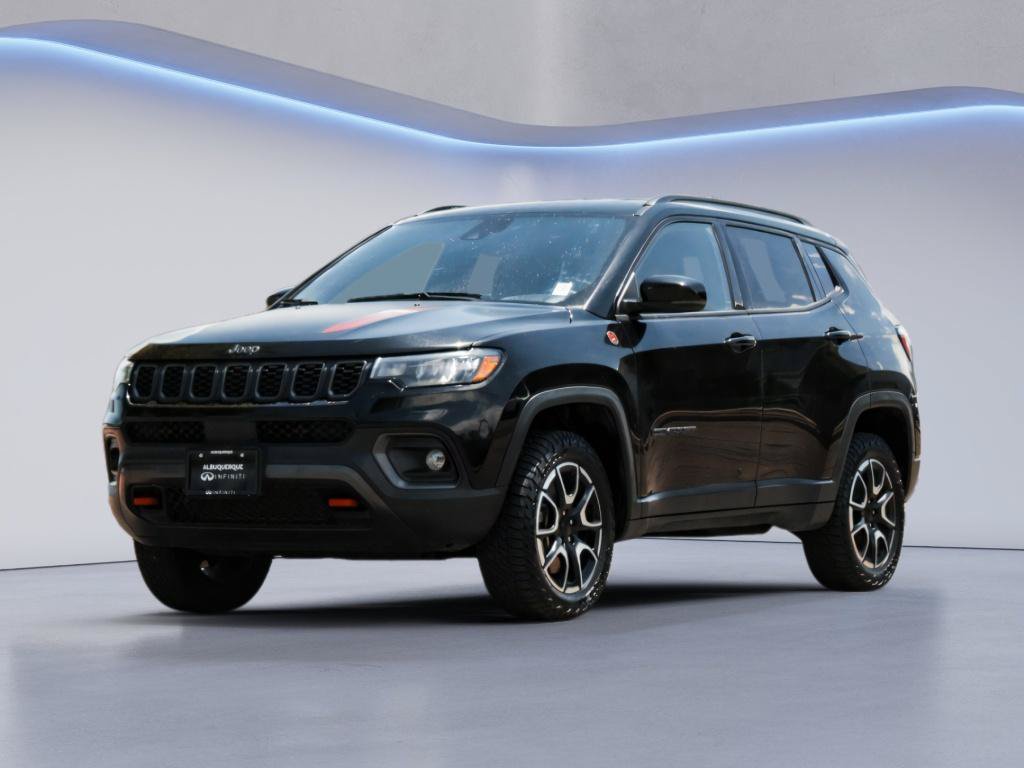 Used 2024 Jeep Compass Trailhawk