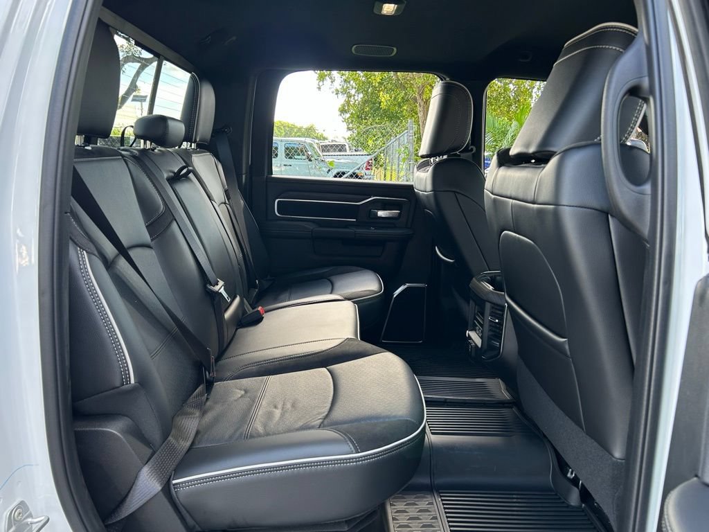 New 2026 RAM 3500 Laramie AWD/4WD image 42