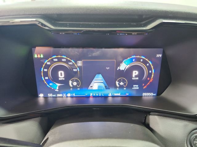 Used 2025 Chevrolet Colorado Z71 w/ Technology Package AWD/4WD image 23