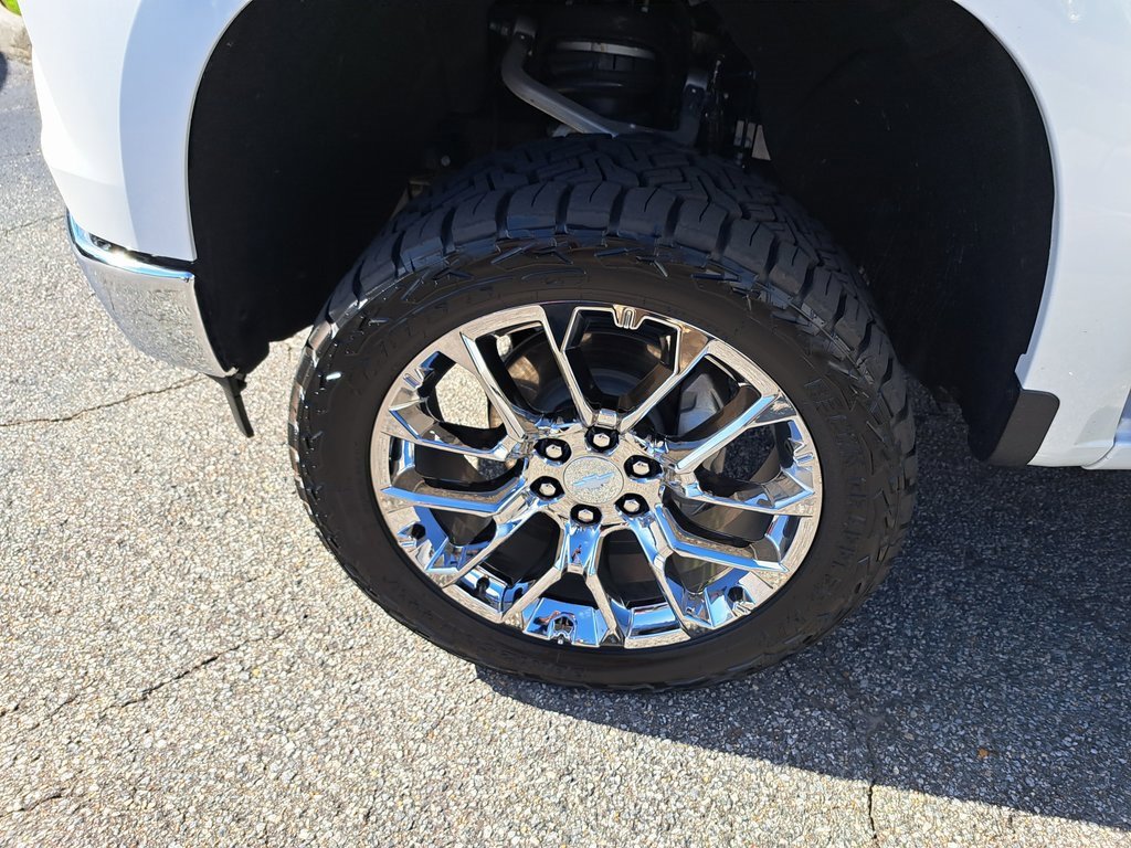 Used 2025 Chevrolet Silverado 1500 LTZ w/ LTZ Premium Package image 29