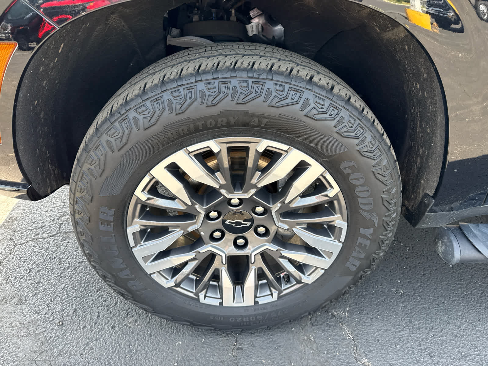 Certified 2025 Chevrolet Tahoe Z71 AWD/4WD image 9