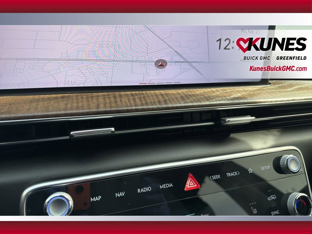 Used 2025 Genesis GV80 2.5T Prestige image 31