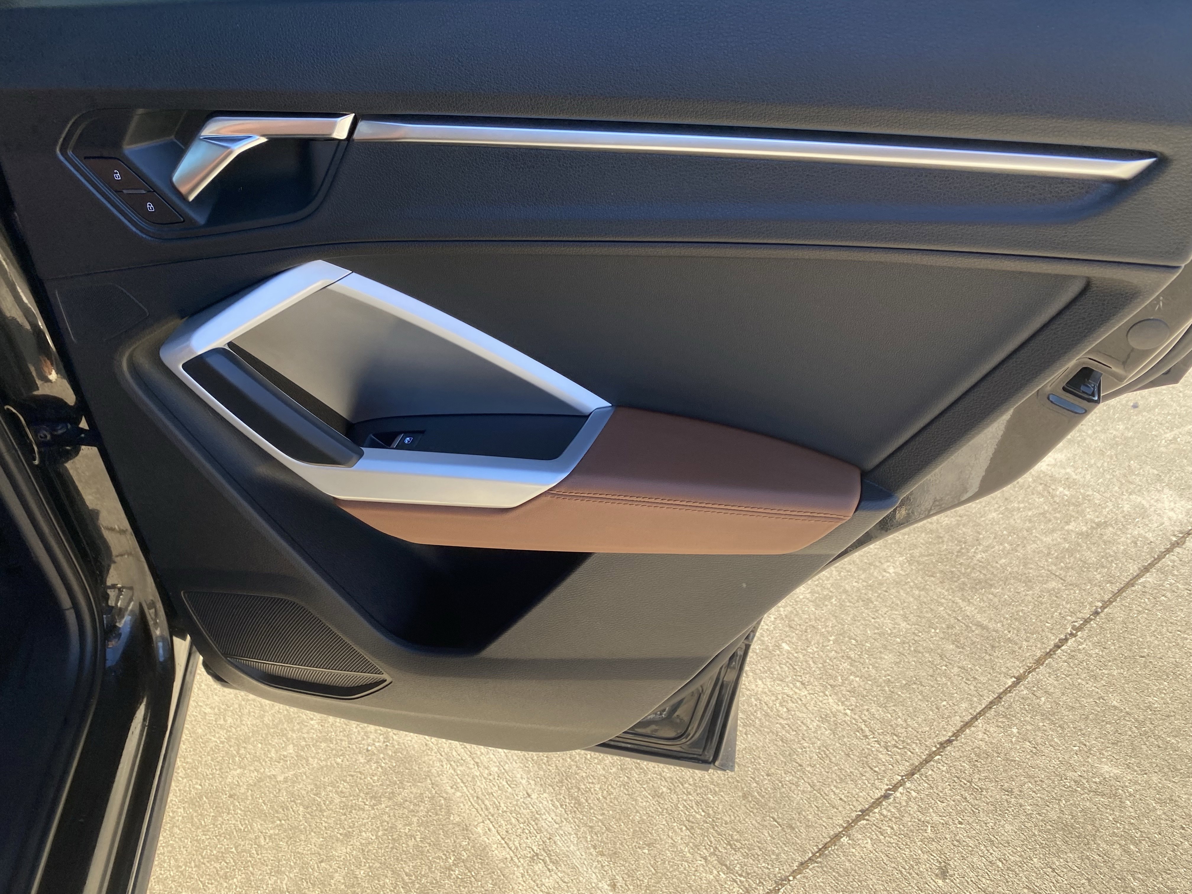 Used 2021 Audi Q3 2.0T Premium w/ Convenience Package image 15