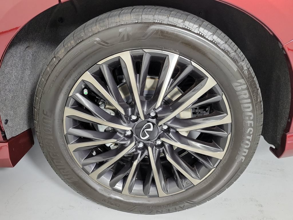Used 2025 INFINITI QX80 Autograph AWD/4WD image 10