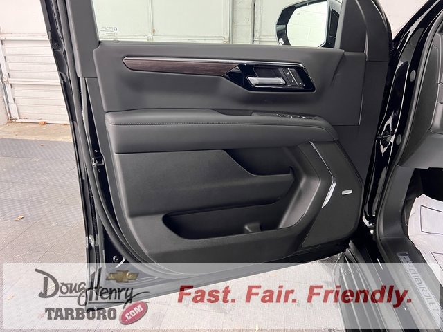 New 2026 Chevrolet Suburban LT w/ Comfort Package image 29
