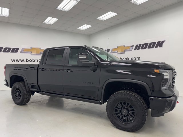 New 2026 Chevrolet Silverado 2500 ZR2 w/ LPO, Dark Essentials Package image 3