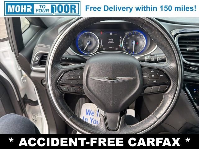 Used 2020 Chrysler Pacifica Limited w/ S Appearance Package image 18