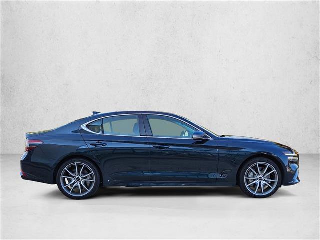 Used 2025 Genesis G70 2.5T image 4