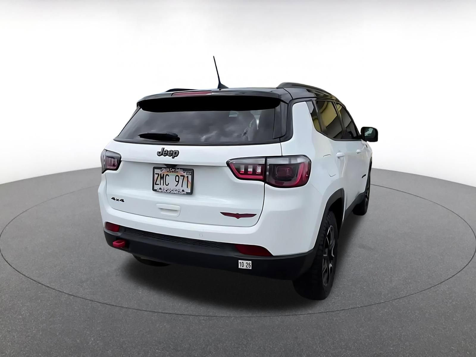 Used 2025 Jeep Compass Trailhawk AWD/4WD image 14