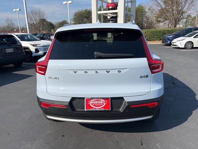 Used 2024 Volvo XC40 B5 Plus w/ Protection Package Premier image 6