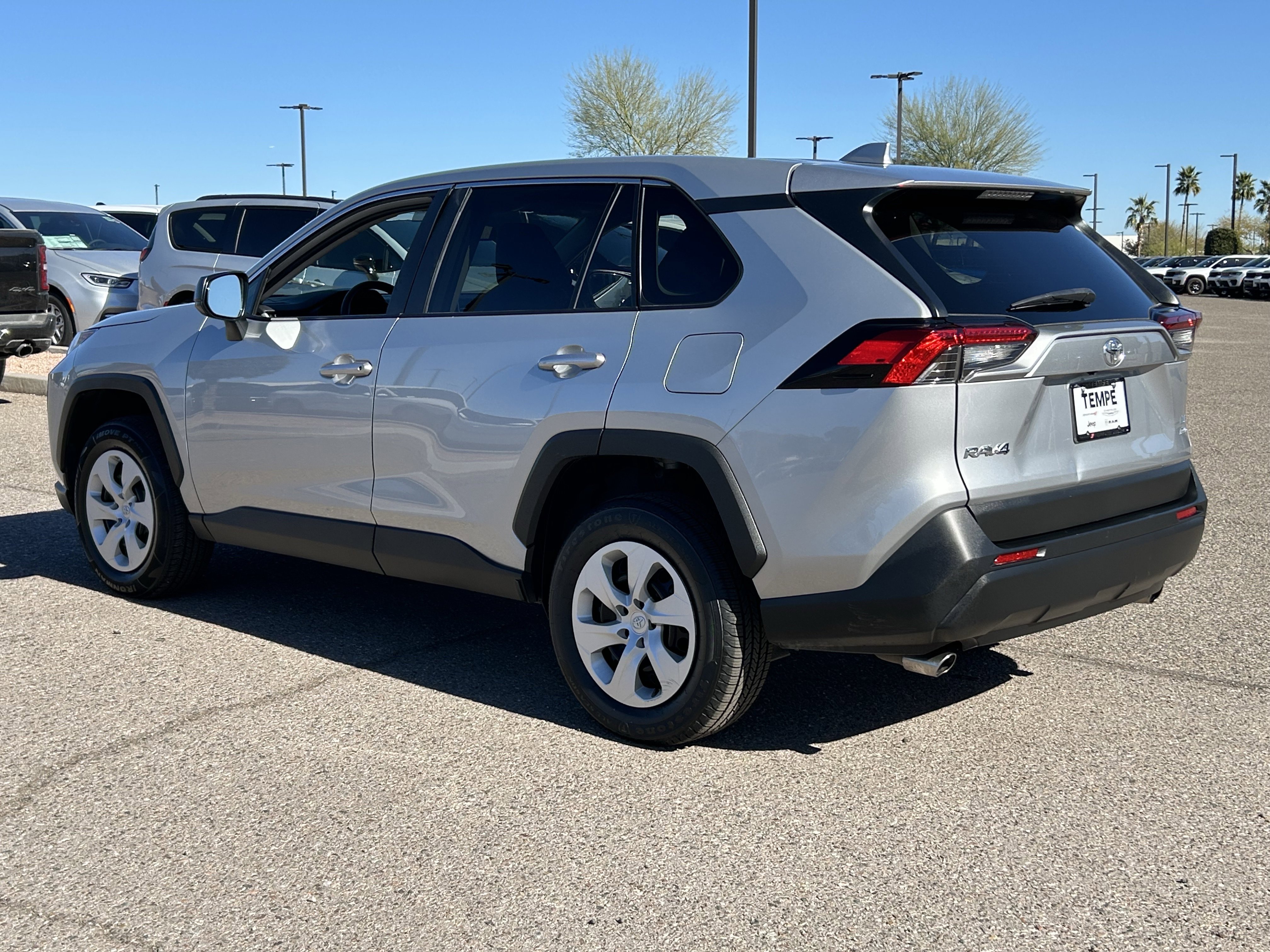 Used 2024 Toyota RAV4 LE image 4
