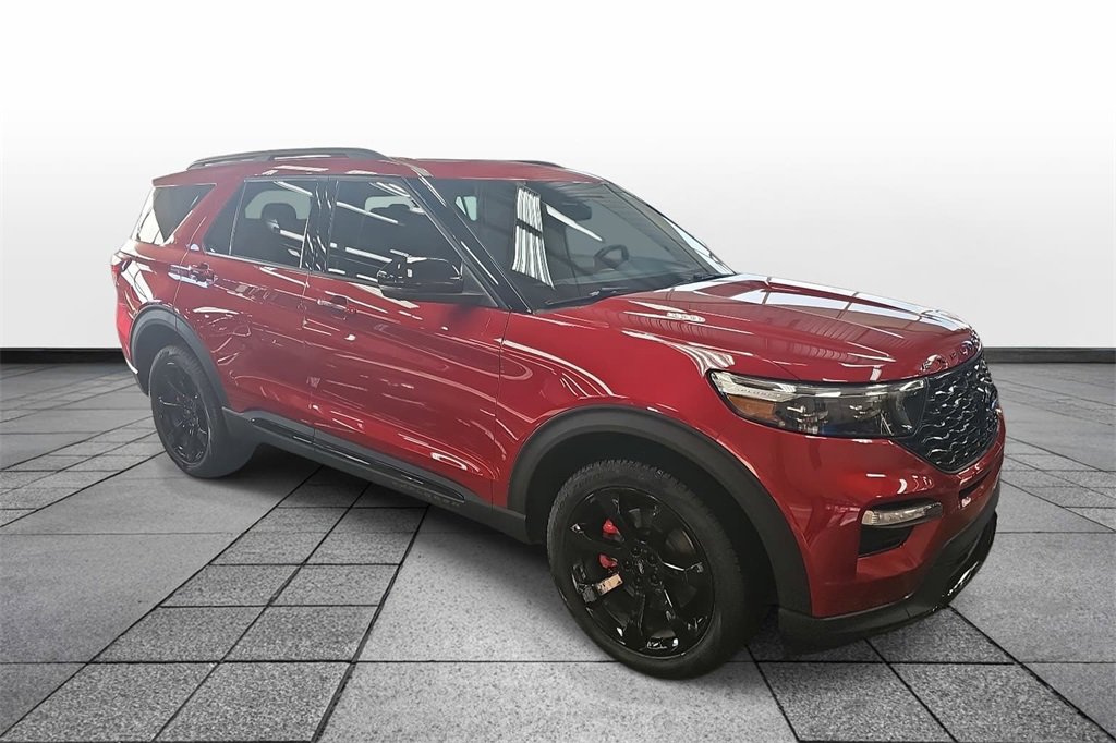 Used 2023 Ford Explorer ST w/ Equipment Group 401A image 3