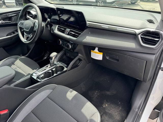 New 2026 Chevrolet TrailBlazer LT w/ Midnight Edition FWD image 6