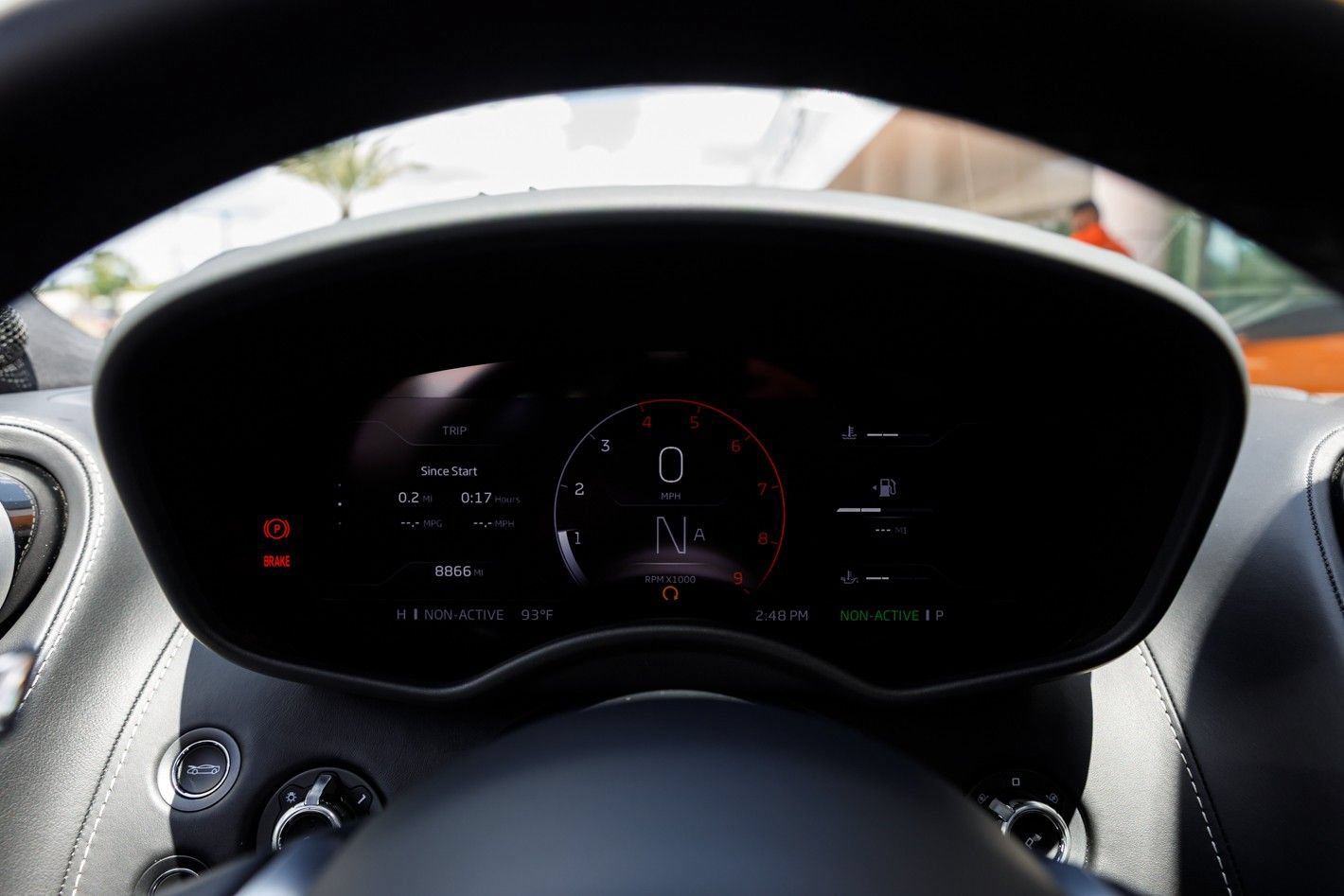 Used 2023 McLaren GT RWD image 38