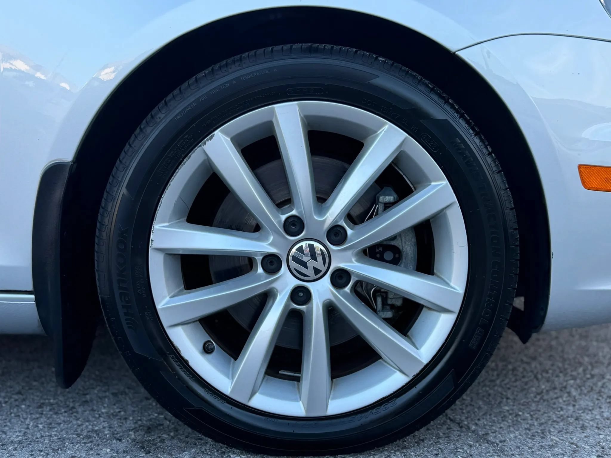Used 2015 Volkswagen Eos Komfort FWD image 23