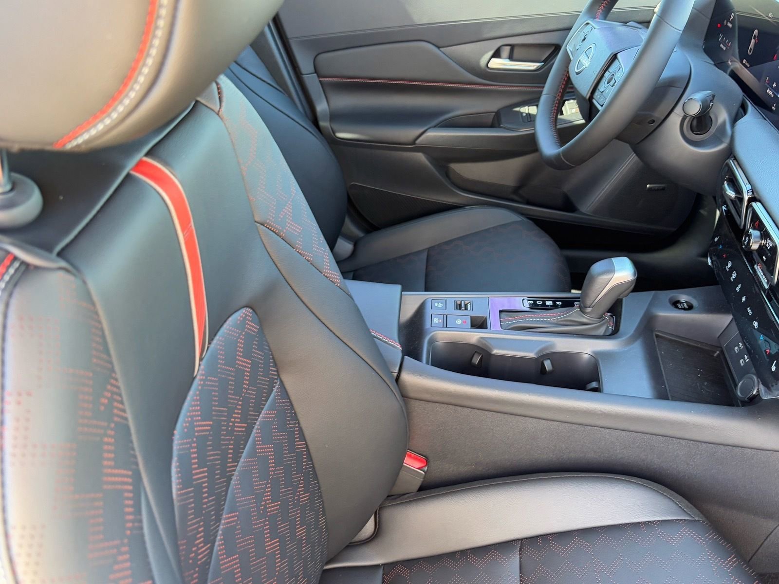 New 2026 Nissan Sentra SR w/ SR Premium Package image 11