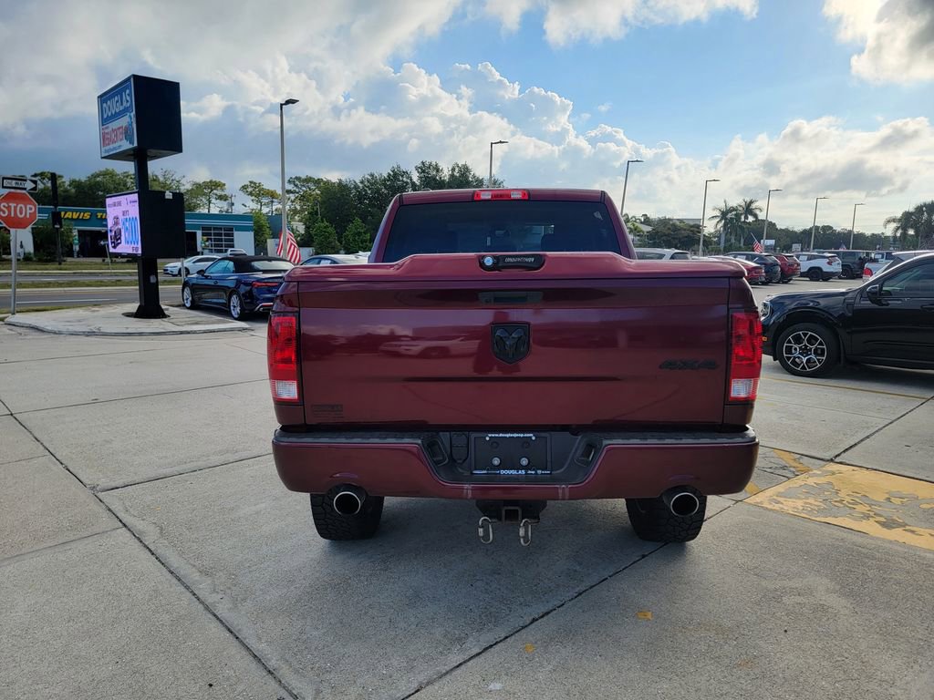 Used 2019 RAM 1500 Express w/ Express Value Package AWD/4WD image 4