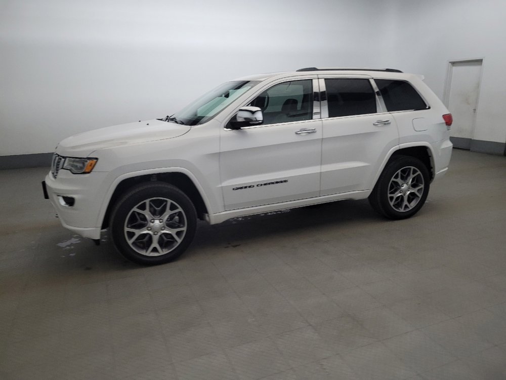 Used 2019 Jeep Grand Cherokee Overland image 2