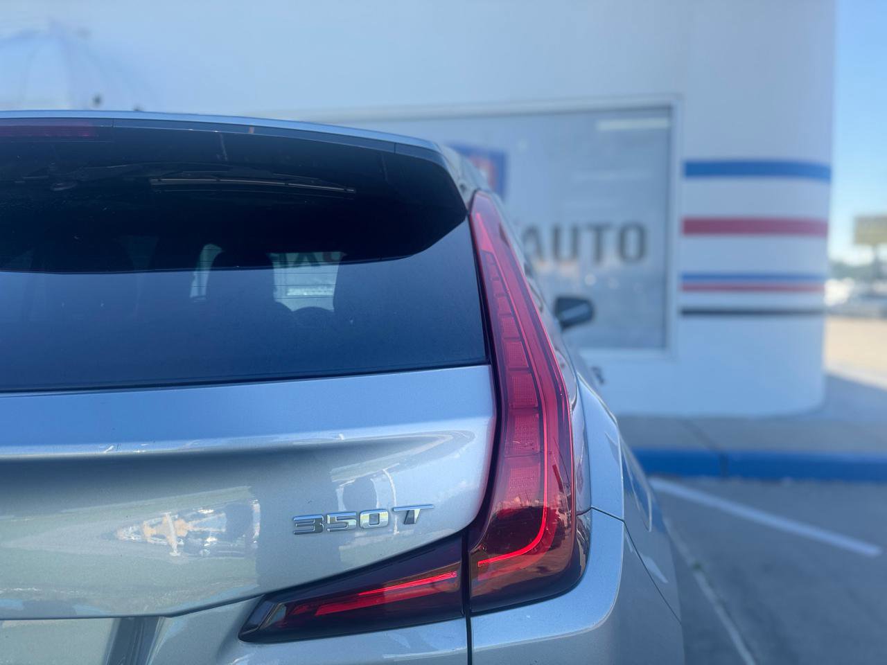 Used 2023 Cadillac XT4 Premium Luxury image 36