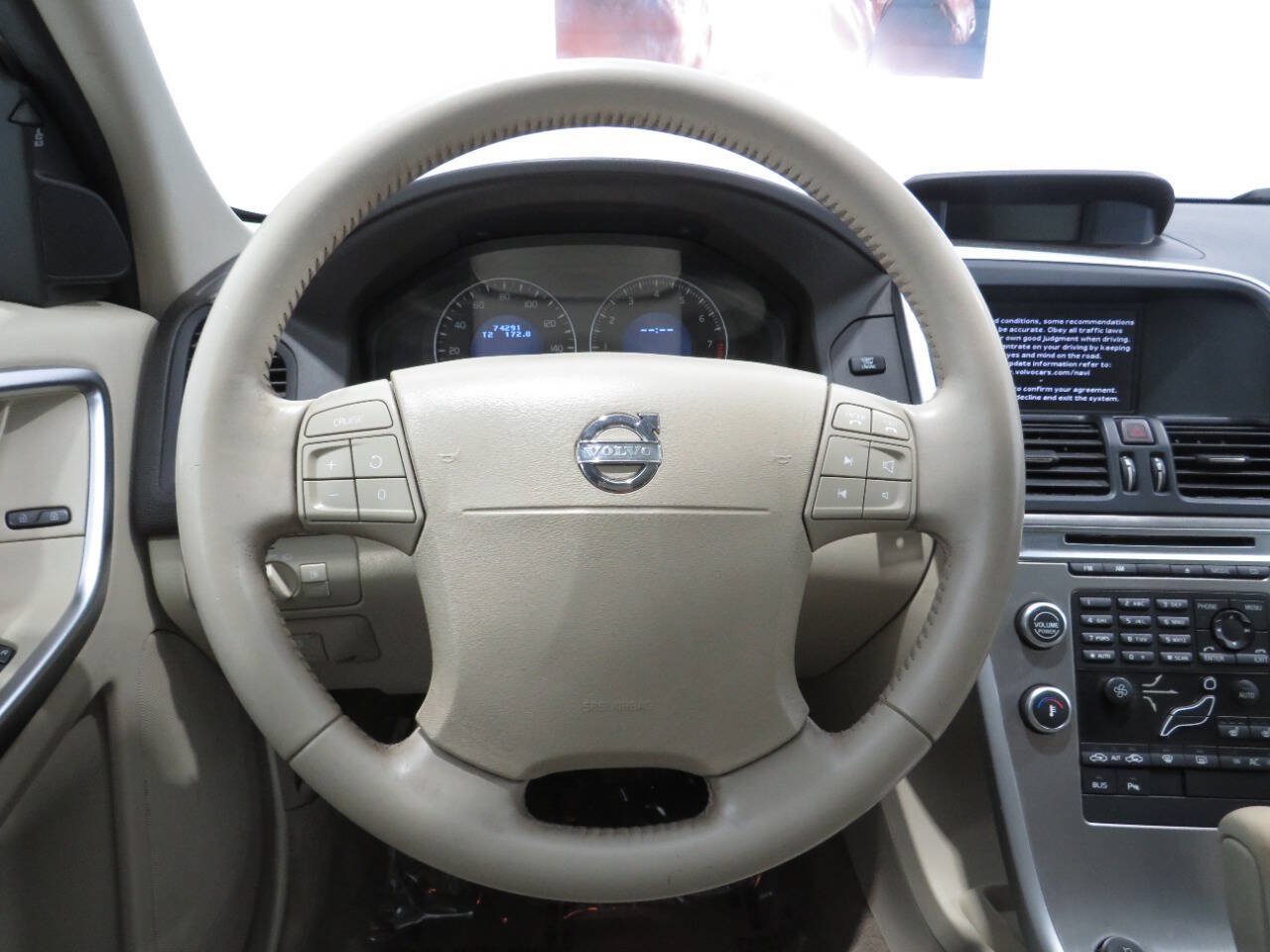 Used 2010 Volvo XC60 3.2 FWD image 16