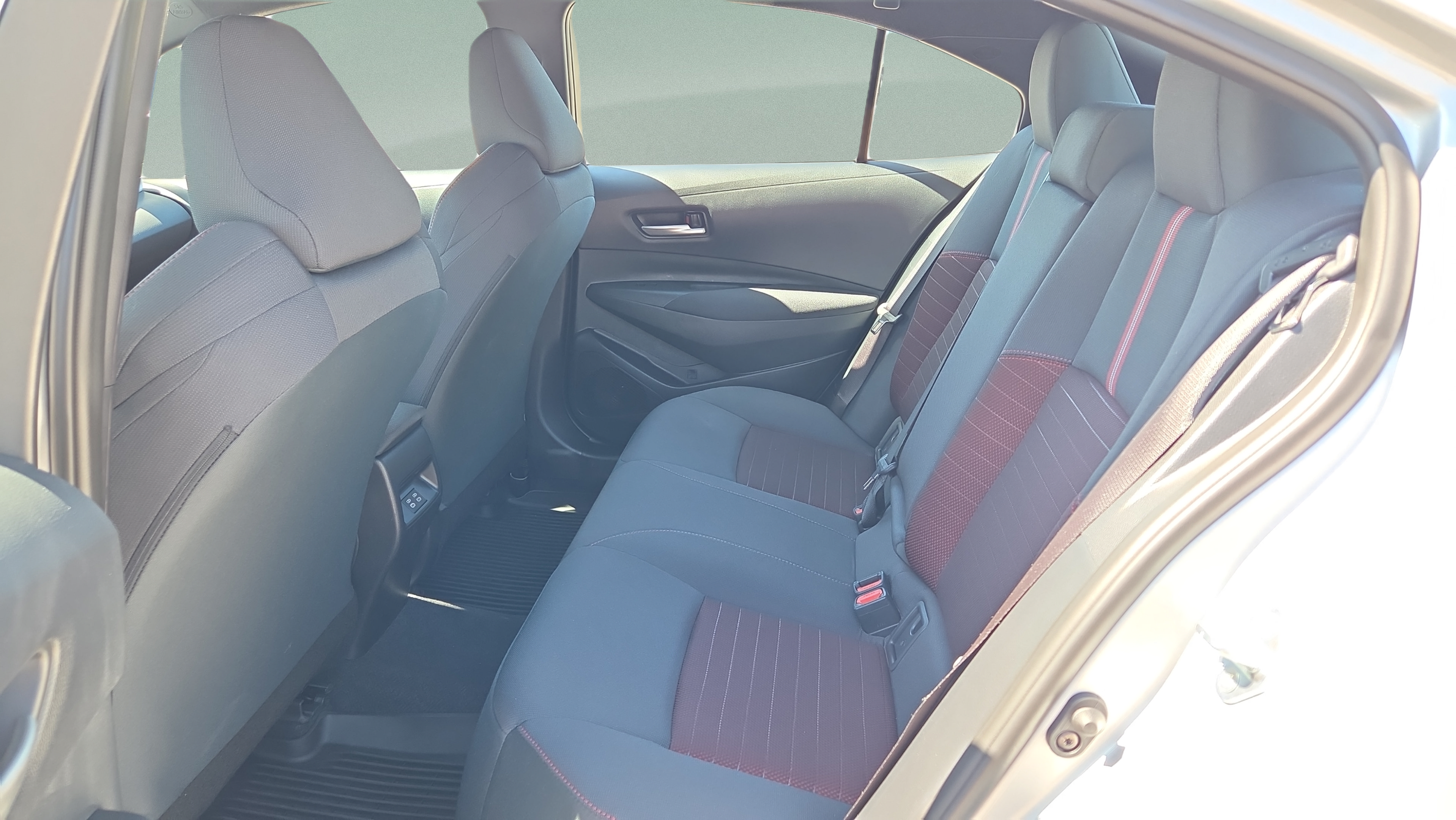 Certified 2026 Toyota Corolla SE FWD image 10