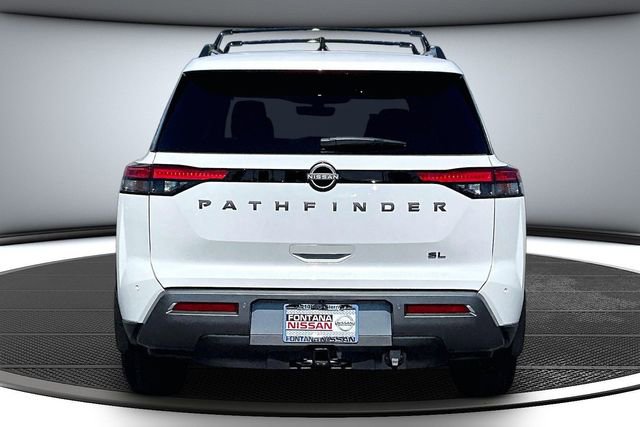 New 2026 Nissan Pathfinder SL image 4