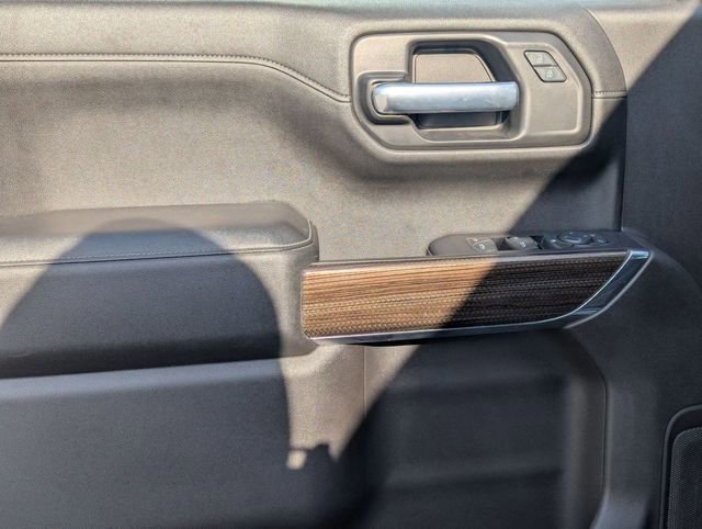 Used 2021 Chevrolet Silverado 1500 RST image 12