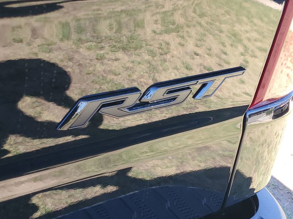 New 2026 Chevrolet Silverado 1500 RST w/ Redline Edition RWD image 9
