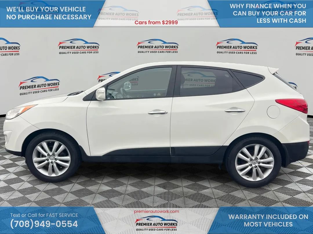 Used 2010 Hyundai Tucson Limited image 9