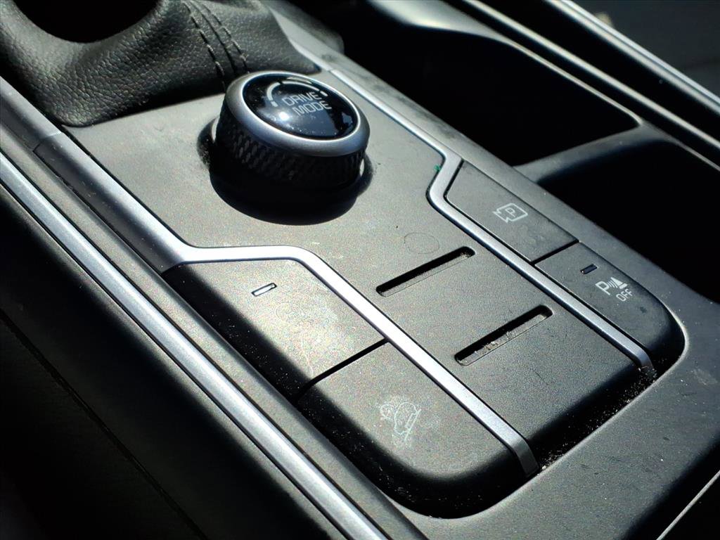 Used 2023 Kia Sorento S w/ Panoramic Sunroof Package image 16