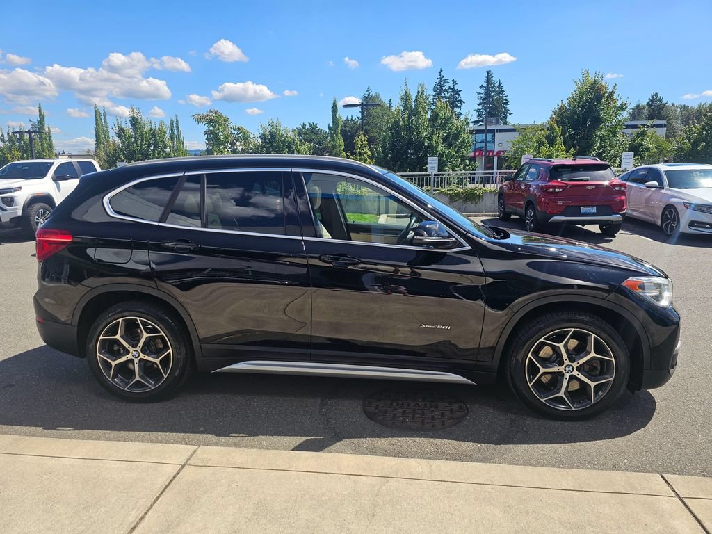 Used 2016 BMW X1 xDrive28i AWD/4WD image 6