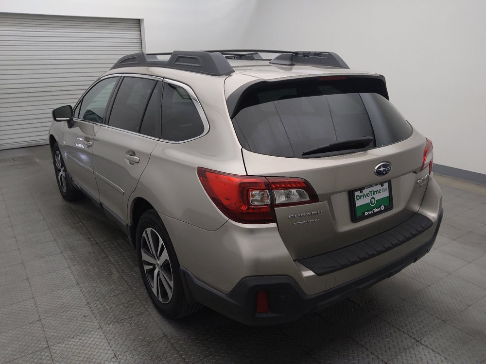 Used 2019 Subaru Outback 3.6R Limited AWD/4WD image 5