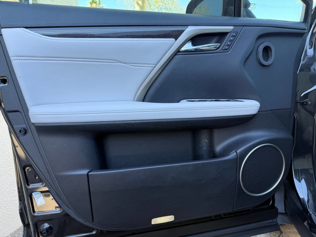 Used 2020 Lexus RX 450h AWD w/ Luxury Package image 20