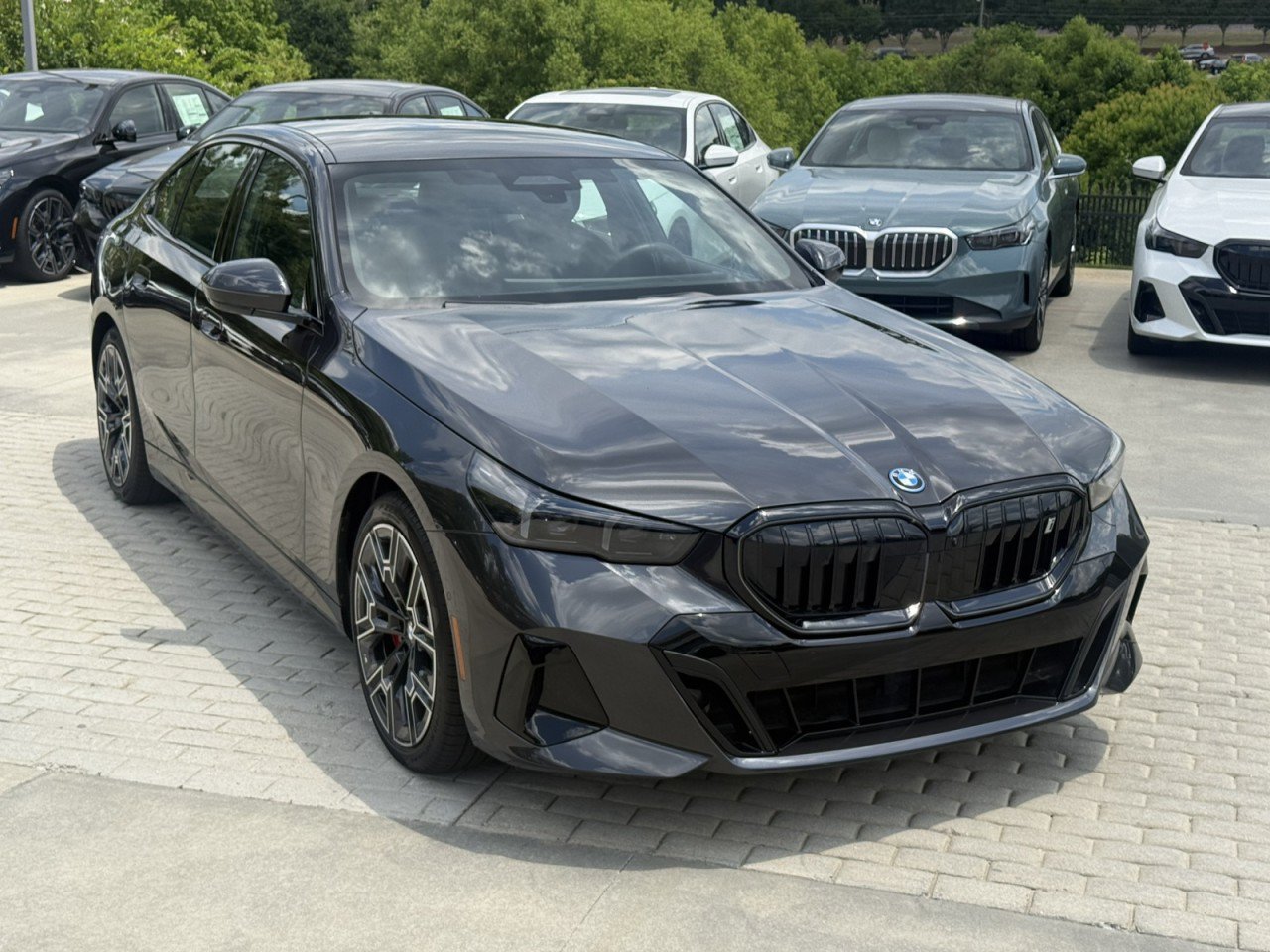Certified 2026 BMW i5 M60 w/ M Sport Package RWD image 7