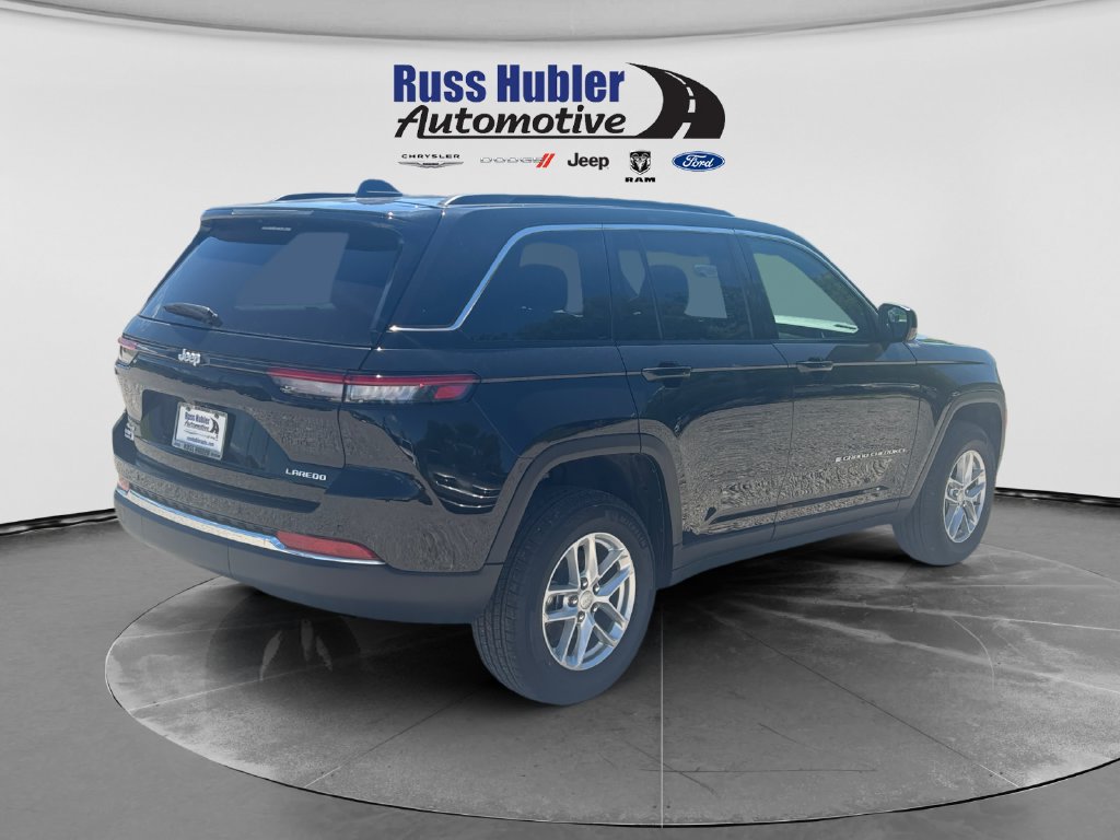 New 2025 Jeep Grand Cherokee Laredo X w/ Luxury Tech Group I AWD/4WD image 7