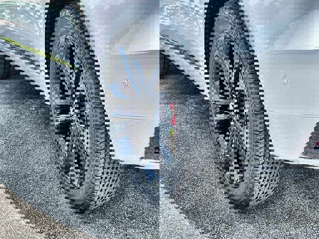 New 2026 Jaguar F-PACE R-Dynamic S image 11