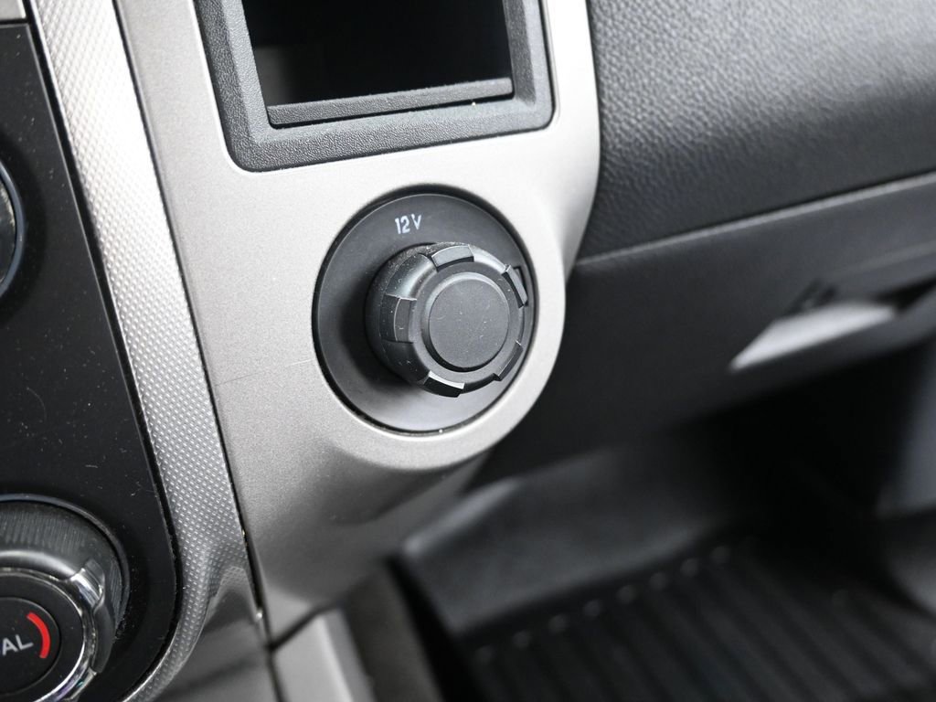 Used 2017 Ford Expedition EL XLT w/ Equipment Group 202A image 21