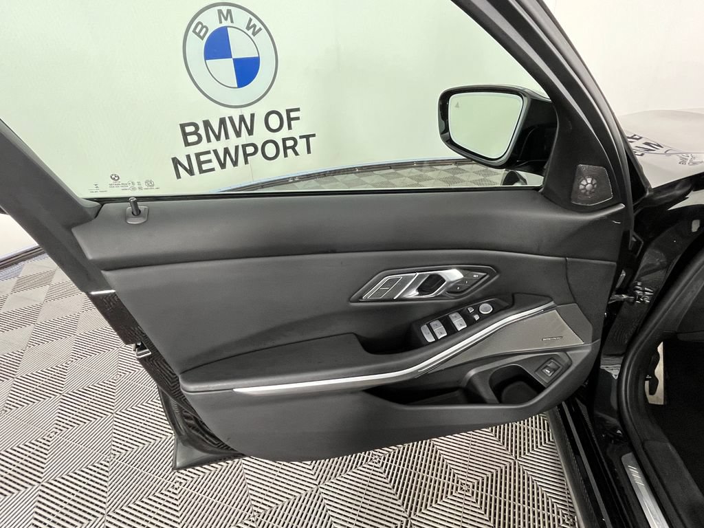 Used 2025 BMW M340i xDrive w/ Premium Package AWD/4WD image 27