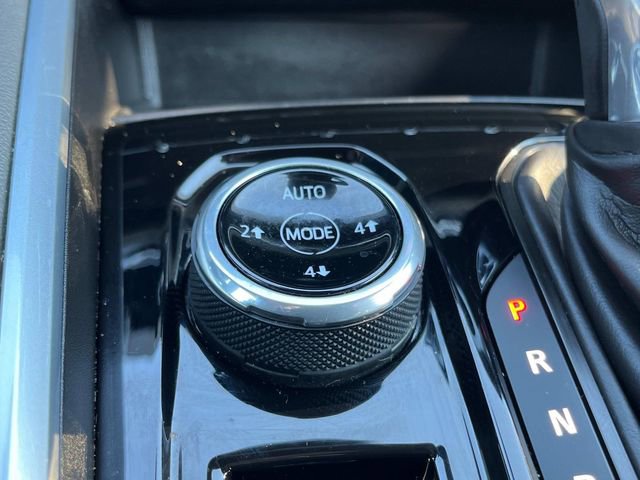 Certified 2024 Chevrolet Colorado ZR2 w/ Technology Package image 36